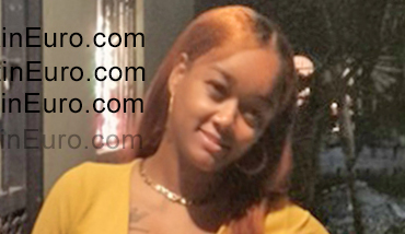 Date this athletic Dominican Republic girl Dayla from Santo Domingo DO55423