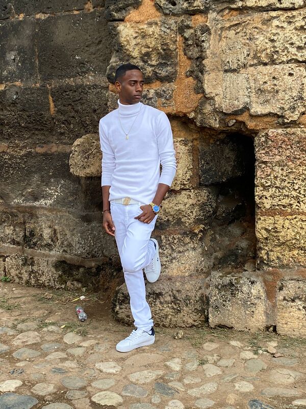 Date this pretty Dominican Republic man Avergualo from Rep&uacute;blica Dominicana DO55646