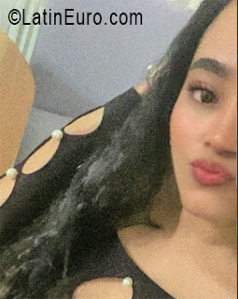 Date this funny Dominican Republic girl Mari from Santo Domingo DO55676
