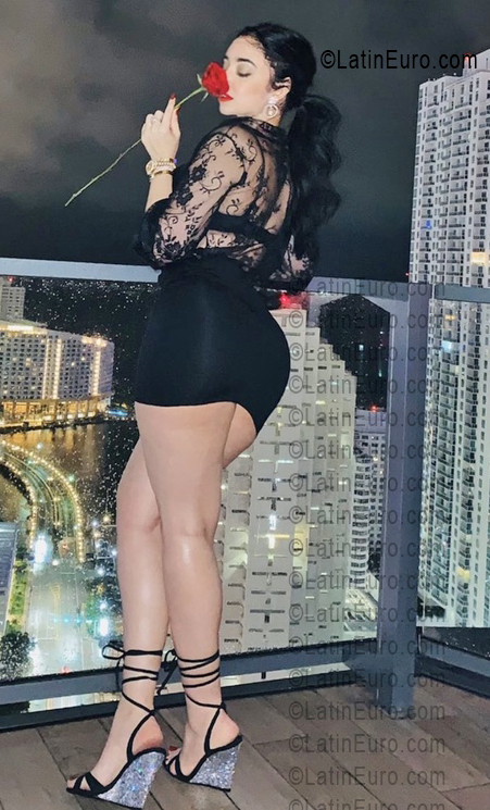 Date this pretty Dominican Republic girl Rose from Santiago DO55699