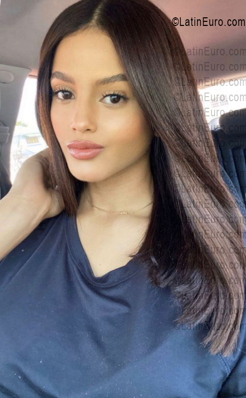 Date this happy Dominican Republic girl Mary from Santiago DO55850