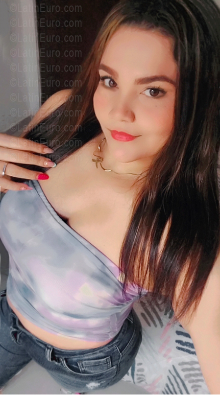 Date this hot Colombia girl Mati from Sahagun CO33601