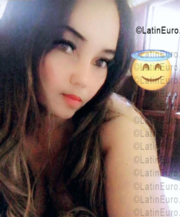 Date this cute Dominican Republic girl Merlin from Santo Domingo DO56029