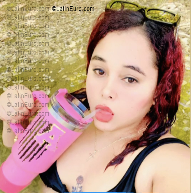 Date this delightful Dominican Republic girl Arismeily from Santo Domingo DO56076