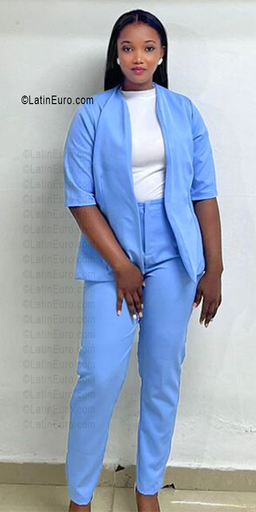 Date this gorgeous Dominican Republic girl Soledad from San Pedro De Macoris DO56105