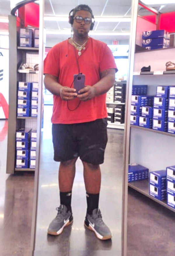 Date this happy United States man The from Phoenix US25463