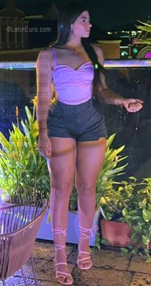 Date this athletic Colombia girl Chanel from Cartagena CO33719