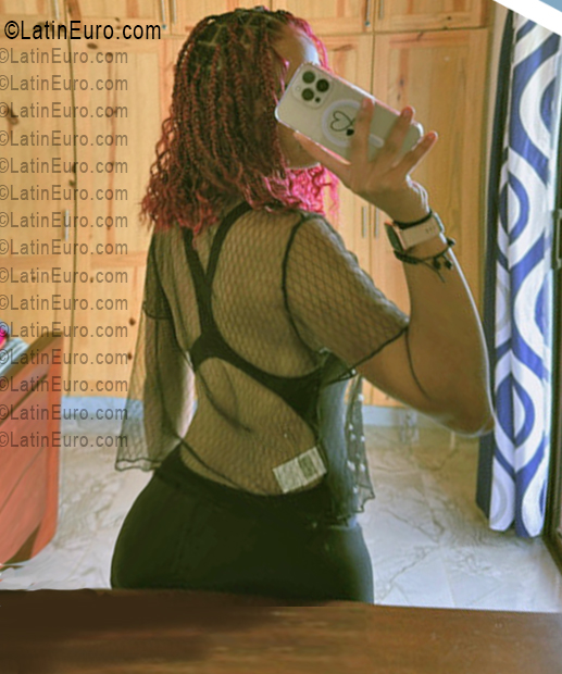 Date this funny Dominican Republic girl Chanty from Santo Domingo DO56629