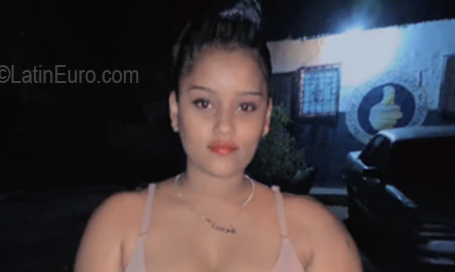 Date this georgeous Dominican Republic girl Maria ysabel from Santo Domingo DO56691