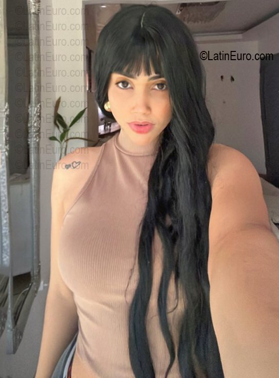 Date this cute Dominican Republic girl Dulce from Santo Domingo DO56764