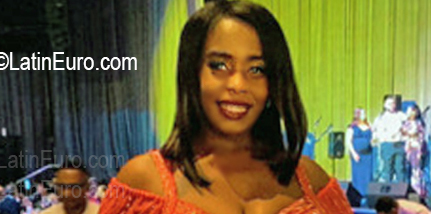 Date this exotic Dominican Republic girl Lise from Santo Domingo DO56811