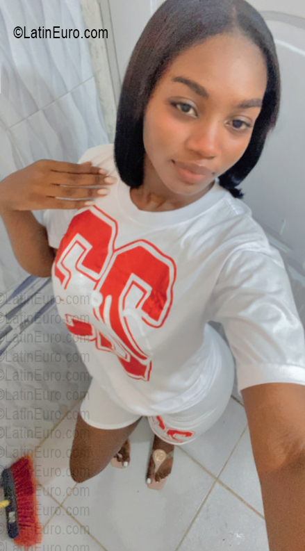 Date this sultry Dominican Republic girl Irene from San Pedro De Macoris DO56836