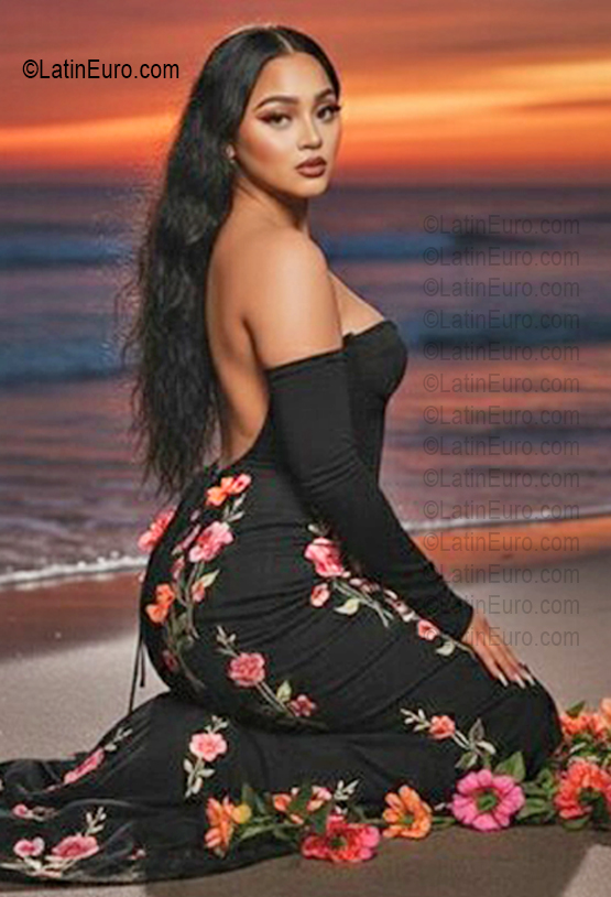 Date this charming Dominican Republic girl Edily from Santiago De Los Caballeros DO56989