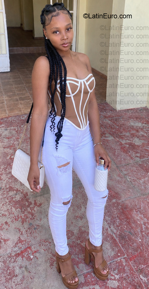 Date this athletic Dominican Republic girl Katty from Santo Domingo Norte DO57170