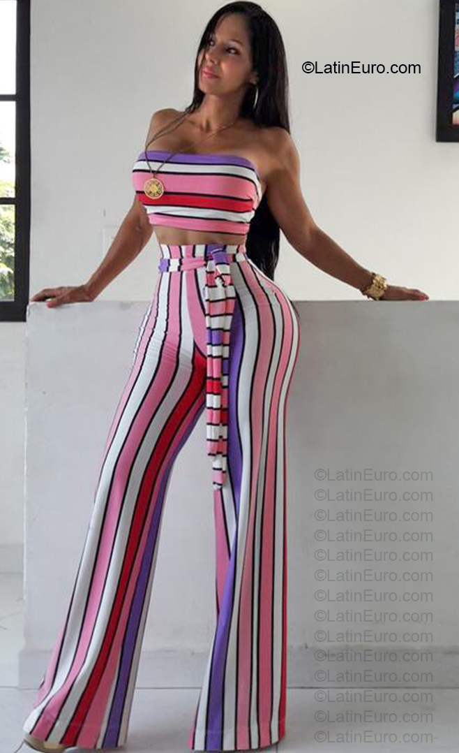 Date this cute Colombia girl BELLA_DAMA from Bucaramanga CO33894