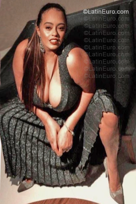 Date this good-looking Brazil girl Andreza from Sao Paulo BR12466